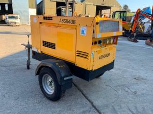 2018 ARC WELDMAKER 330 MOBILE WELDER.....745. - Image 4