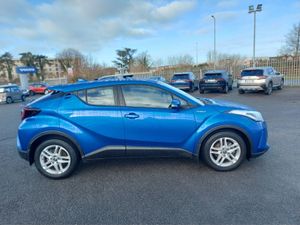 Toyota C-HR CHR 1.8 Hybrid Luna 4DR A Auto - Image 3