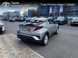 Toyota C-HR HYBRID LUNA - Image 2