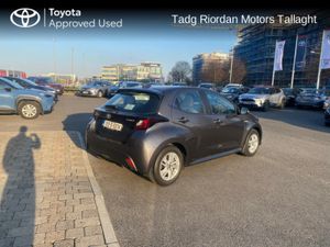 Toyota Yaris LUNA 4DR AUTO *** 1 OWNER FROM TADG R - Image 2