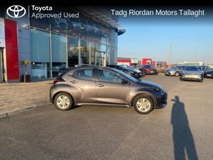 Toyota Yaris LUNA 4DR AUTO *** 1 OWNER FROM TADG R - Image 3