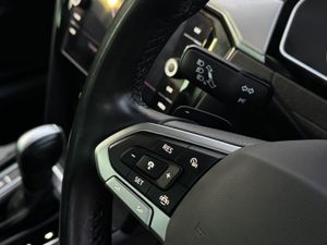 Volkswagen Passat 2022 business auto - Image 4