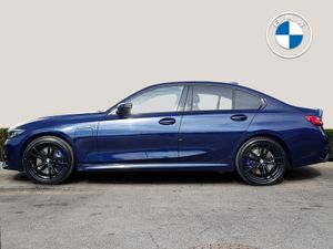 BMW 3 Series 330e M Sport - Image 3