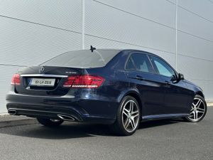 Mercedes-Benz E220d AMG Night Edition - Image 4