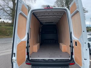 Mercedes-Benz Sprinter 317LWB High Roof PRO Autom - Image 4