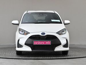 Toyota Yaris 1.5 Petrol Hybrid reverse Cam privac - Image 2