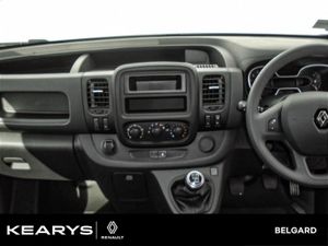Renault Trafic Business Plus Ll30 120BHP - Image 4