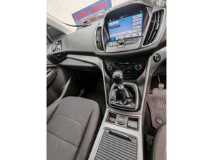 FORD KUGA 1.5 TDCI ZETEC 120PS 2WD 5DR - Image 4