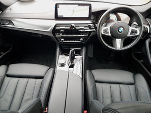 BMW 5 Series 520d M Sport - Image 4