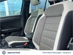 Volkswagen T-Roc  r-line  1.5 TSI 150bhp Manual - Image 4