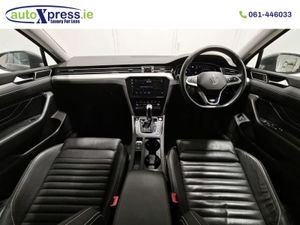 Volkswagen Passat 1.4 TSI GTE Advance Estate Auto - Image 2