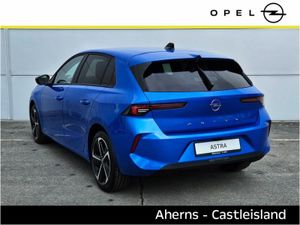Opel Astra Elegance 1.2 Petrol - Image 4