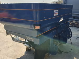 Bogballe 2.2 Tonne Fertilizer Spreader - Image 3