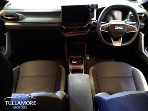 Dacia Duster HEV 140 Extreme - Image 2