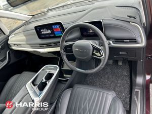 Maxus MIFA 9 90 kWh Premium - Image 2