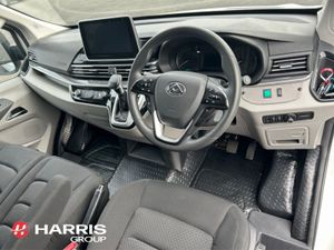 Maxus eDeliver 9 8 Seat Minibus - Image 2