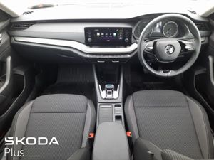 Skoda Octavia Combi Ambition 2.0tdi 115HP DSG - Image 4