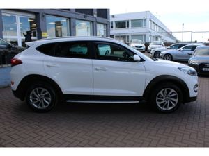 Hyundai Tucson 1.7 Crdi Executive 5DR Estate // P - Image 3