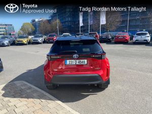 Toyota Yaris Cross CROSS LUNA SPORT - Image 4