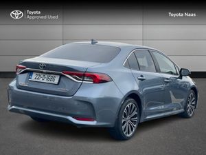 Toyota Corolla Hybrid Luna Sport - Image 2