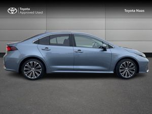 Toyota Corolla Hybrid Luna Sport - Image 3