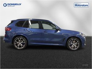 BMW X5 Xdrive30d MHT M Sport 5dr Auto - Image 3
