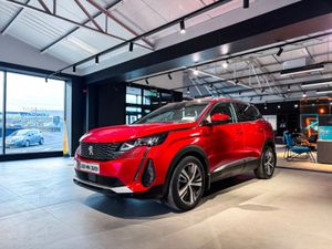 2022 Peugeot 3008 FL Allure 1.5 HDI 130 - Image 3