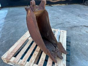 12" DIGGING BUCKET ... 45MM ... 1479 - Image 4