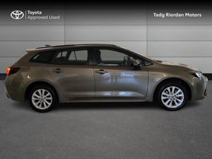 Toyota Corolla HYB Luna T/S - Image 3