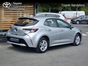 Toyota Corolla Hybrid Luna Hatchback // Rear Came - Image 2