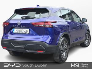 Nissan QASHQAI 1.3 PET Mild Hybrid SV - Reversing - Image 4