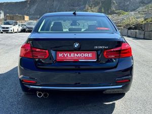 BMW 3 Series 330e - Full Leather - Heated Seats - - Image 4