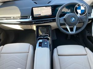 BMW iX1 Edrive20 Xline - Image 4