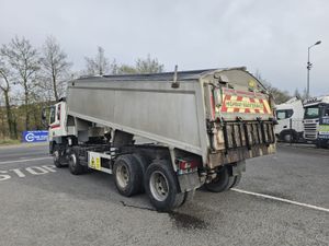 2013 DAF CF 85 410 EURO 5, Sleepercab, 8X4 Tipper - Image 4