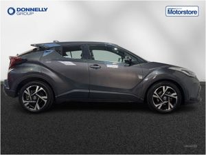 Toyota C-HR 1.8 Hybrid Design 5dr CVT - Image 3