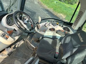 2017 Landini 5-100H with Loader - Image 4