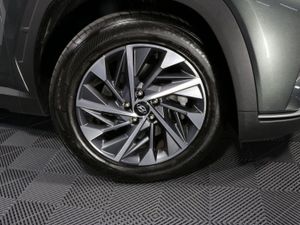 Hyundai Tucson Executive 1.6l Diesel SUV - Image 3