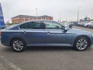 VOLKSWAGEN PASSAT 1.6TDI HIGHLINE AUTOMATIC 120BHP - Image 4