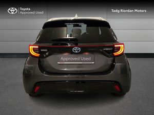 Toyota Yaris Hybrid Style - Image 4