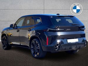 BMW XM 50e - Image 2
