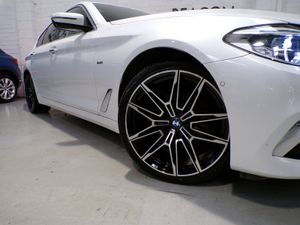 *49,000 MILES*BMW 523d*360 CAMERAS*20" M-SPORT ALL - Image 3