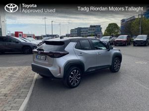 Toyota Yaris Cross LUNA SPORT - Image 2