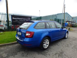 SKODA OCTAVIA 1.6 TDI 115 BHP AMBITION ESTATE - Image 4