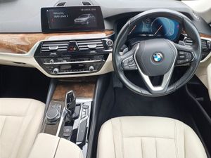 BMW 5 Series 520d SE - Image 4
