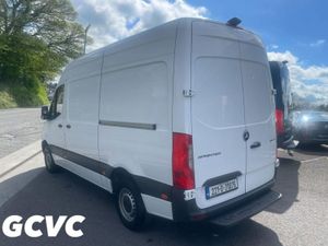 Mercedes-Benz Sprinter 315 MWB High Roof - Image 2