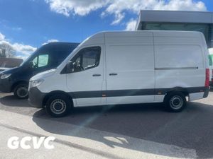 Mercedes-Benz Sprinter 315 MWB High Roof - Image 4