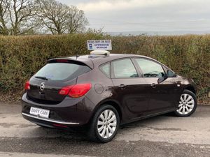 Opel Astra SC 1.7 Cdti 110PS 5DR - Image 3