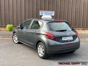 Peugeot 208 1.6 Blue HDI 75 Active 5DR Diesel Blu - Image 4