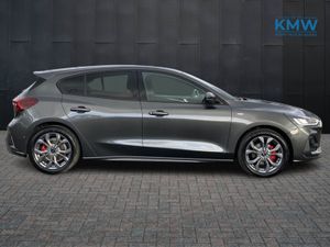 Ford Focus 1.0 125BHP St-line..parking Pack/desig - Image 4