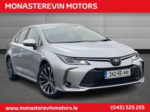 Toyota Corolla Saloon Luna Sport - May Madness Sa - Image 3